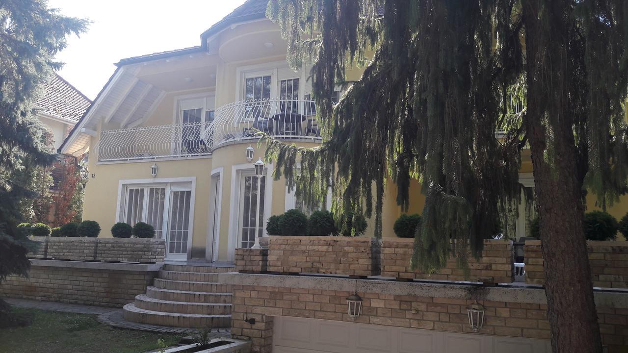 데브레첸 Pero Panzio B&B 외부 사진