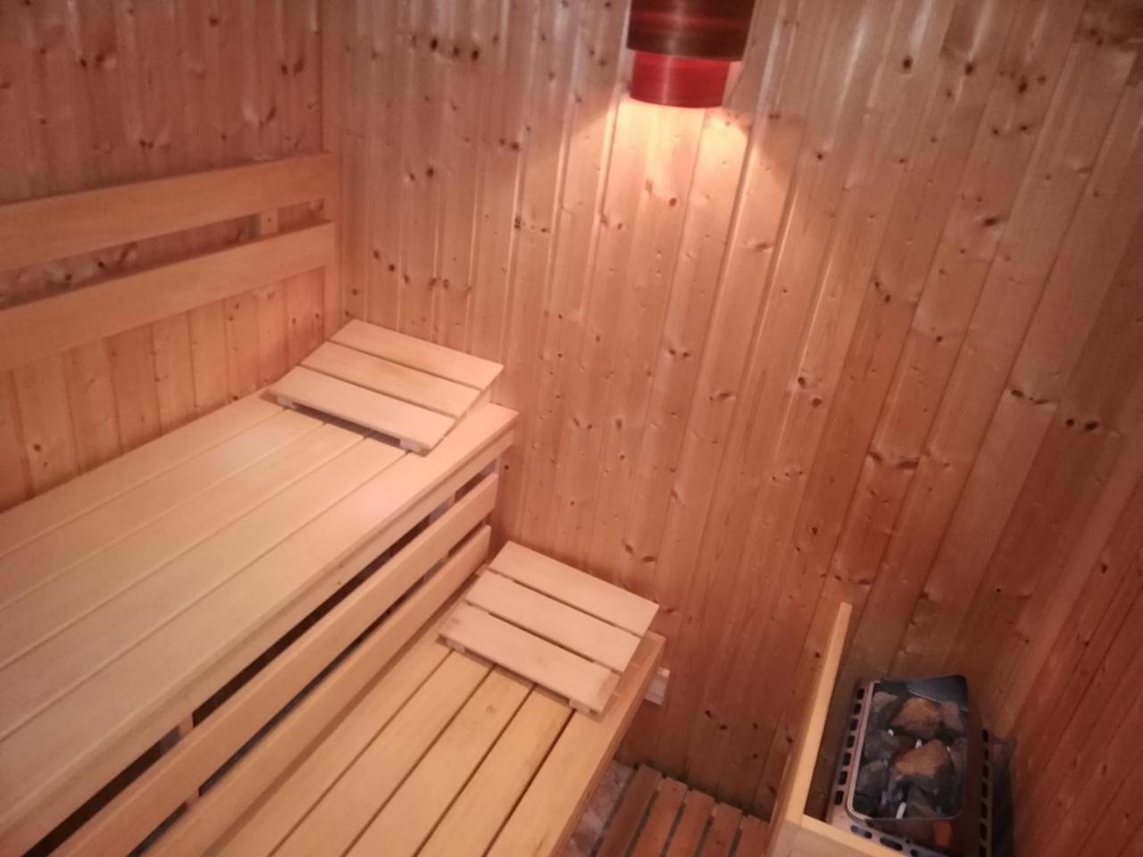 데브레첸 Pero Panzio B&B 외부 사진