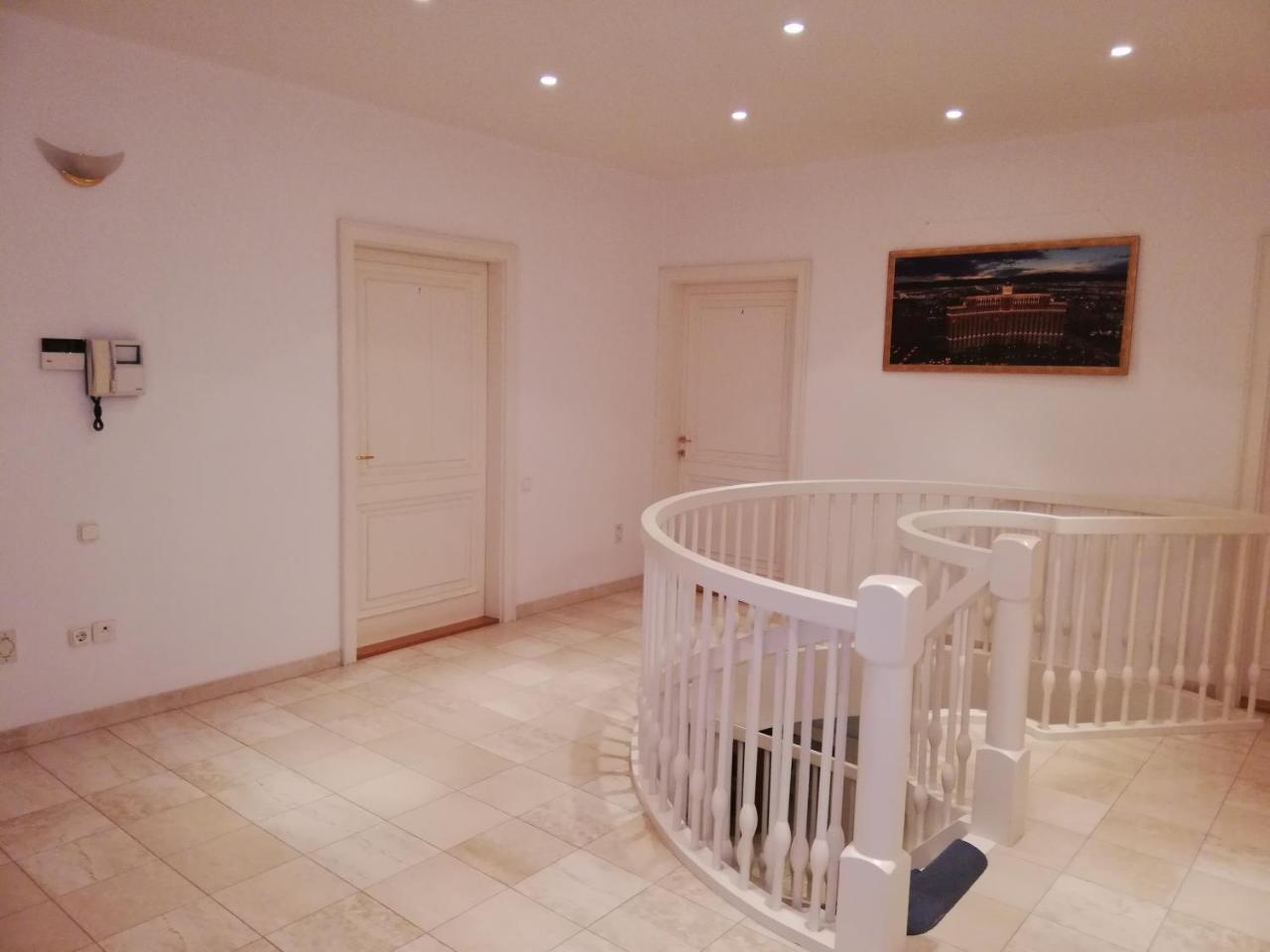 데브레첸 Pero Panzio B&B 외부 사진