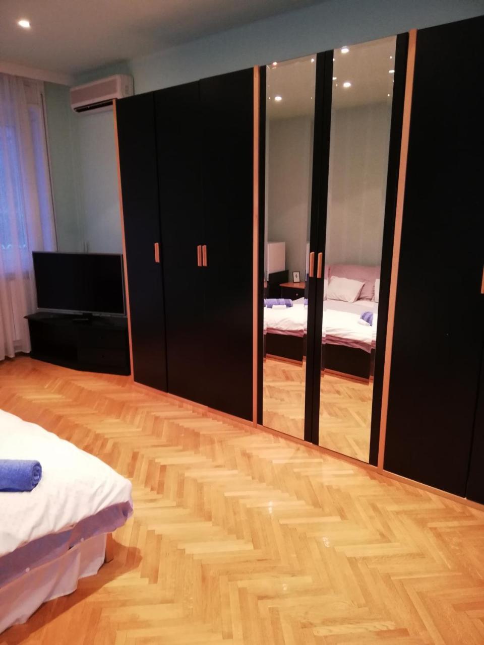 데브레첸 Pero Panzio B&B 외부 사진