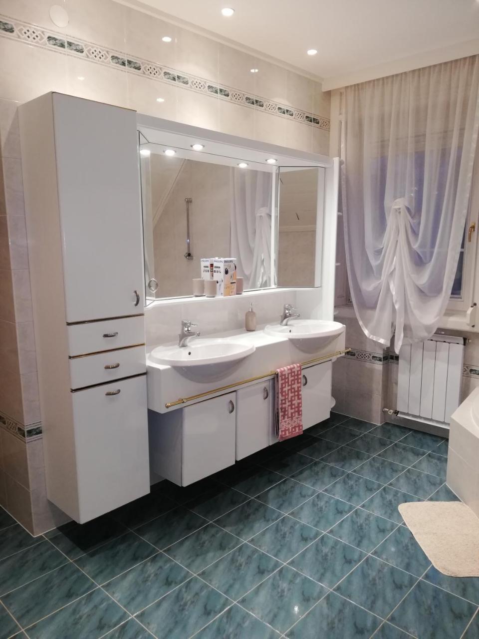 데브레첸 Pero Panzio B&B 외부 사진